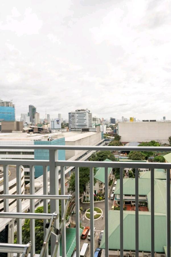 Grass Residences Sm North Edsa And Trinoma Кесон Сити Екстериор снимка